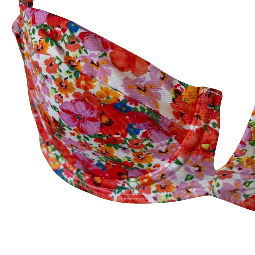 Monday Swimwear Clovelly V-Wire Balconette Bikini Top Red Floral Petit Fleur NWT